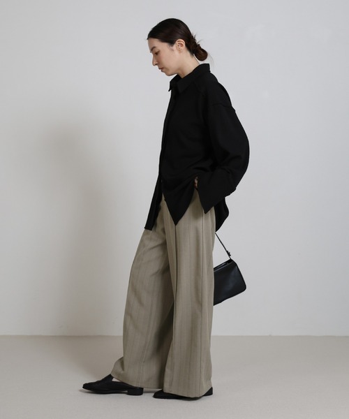 select MOCA（セレクトモカ）の「センターラインストライプタックワイドパンツ（スラックス・レディース・ライトグレー/ブラック/グレイッシュベージュ・FREE）」の18枚目の写真