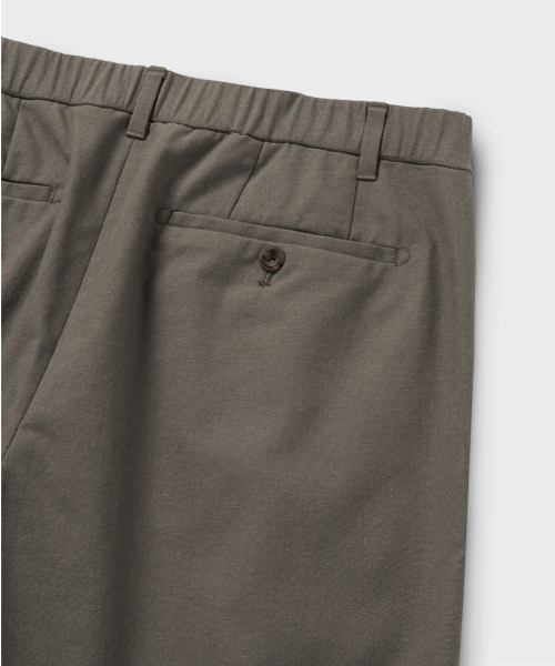 NONBLANK(ノンブランク)の「ワイドフィットリネンハーフパンツ_MOCHA(その他パンツ・メンズ・その他・MEDIUM/SMALL/X-LARGE/LARGE)」の7枚目の写真