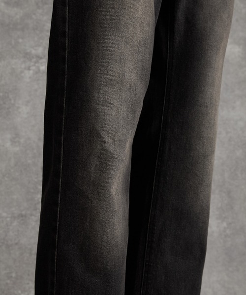 ADRER（アドラー）の「Hybrid Stretch Semi-Flare Denim / ハイブリッドストレッチセミフレアデニム（デニムパンツ・メンズ・ブルー/ブラック・L/M/S/XS）」の14枚目の写真