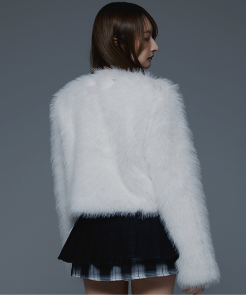 .KOM(ドットコム)の「『.KOM/ドットケーオーエム』クロップファーJKT【GC】(ブルゾン・レディース・ホワイト/ライトグレー/ブラック・FREE)」の15枚目の写真