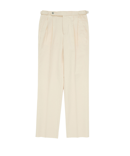 BELLIEF(ベリーフ)の「Cotton adjust Double Pleats relaxed Chino Pants (Ecru)(その他パンツ・メンズ・その他・MEDIUM/LARGE/X-LARGE)」の1枚目の写真