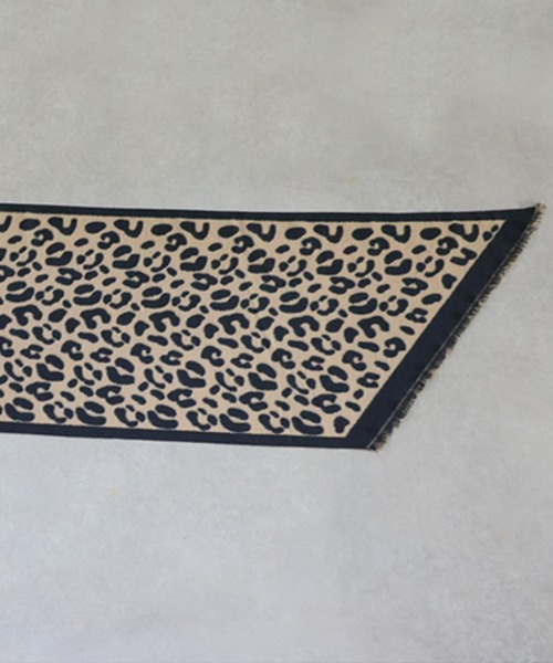antiqua（アンティカ）の「レオパード柄 大判ストール（ストール/ショール・レディース・ブラック・FREE）」の4枚目の写真