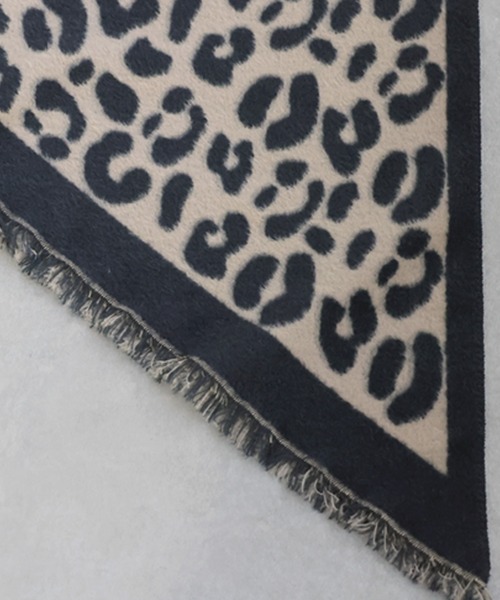 antiqua（アンティカ）の「レオパード柄 大判ストール（ストール/ショール・レディース・ブラック・FREE）」の3枚目の写真