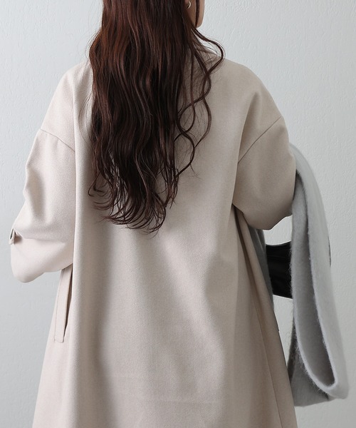 COLONY 2139（コロニートゥーワンスリーナイン）の「モッサライトダブルロングコート（チェスターコート・レディース・ブラウン/チャコールグレー/ブラック/アイボリー・FREE）」の7枚目の写真