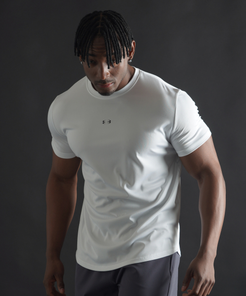 PHERMENON（フェルメノン）の「マッスルフィットクイックドライロゴショートスリーブ - ホワイト（Tシャツ/カットソー・メンズ・ホワイト・1/2/3）」の20枚目の写真