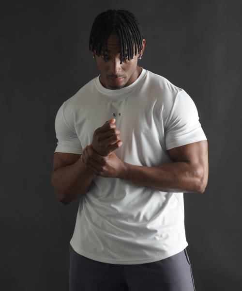 PHERMENON（フェルメノン）の「マッスルフィットクイックドライロゴショートスリーブ - ホワイト（Tシャツ/カットソー・メンズ・ホワイト・1/2/3）」の22枚目の写真