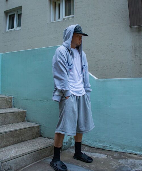 PHERMENON（フェルメノン）の「マッスルフィットクイックドライロゴショートスリーブ - ホワイト（Tシャツ/カットソー・メンズ・ホワイト・1/2/3）」の8枚目の写真