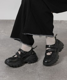 LAKOLE | クロスベルトスニーカー / 637950(スニーカー)