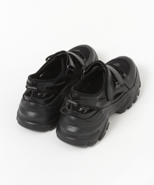 LAKOLE（ラコレ）の「クロスベルトスニーカー / 637950（スニーカー・レディース・シルバー/ブラック・LARGE/MEDIUM/SMALL）」の9枚目の写真