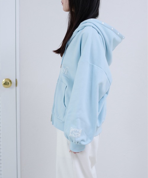 apres jour mignon(アプレジュールミニョン)の「【apresjour mignon soie】tiny wish hoodie/パールロゴフーディ(パーカー・レディース・ブルー/オフホワイト/杢グレー・LARGE/フリー)」の7枚目の写真