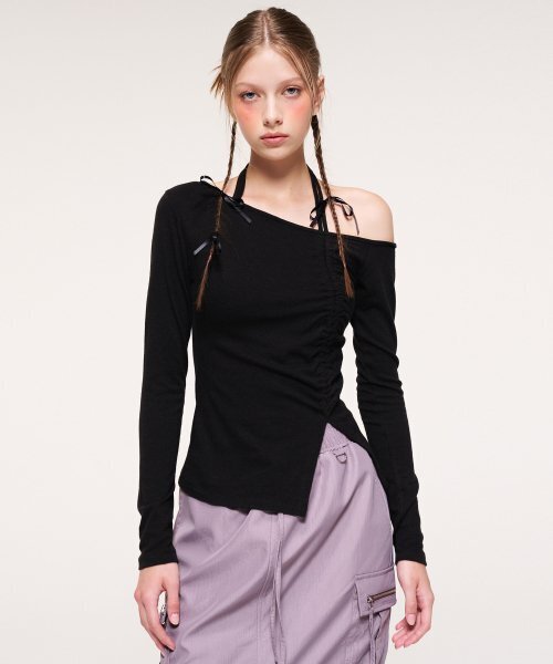 ETMON(エトモン)の「String One Off Shoulder T-Shirt, Black(Tシャツ/カットソー・レディース・その他・FREE)」の1枚目の写真