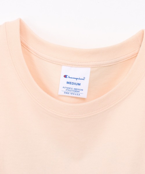 Champion(チャンピオン)の「【Champion/チャンピオン】レディース ショートスリーブTシャツ(Tシャツ/カットソー・レディース・ライトオレンジ系1/ブラック/ホワイト/オートミール・LARGE/MEDIUM)」の13枚目の写真