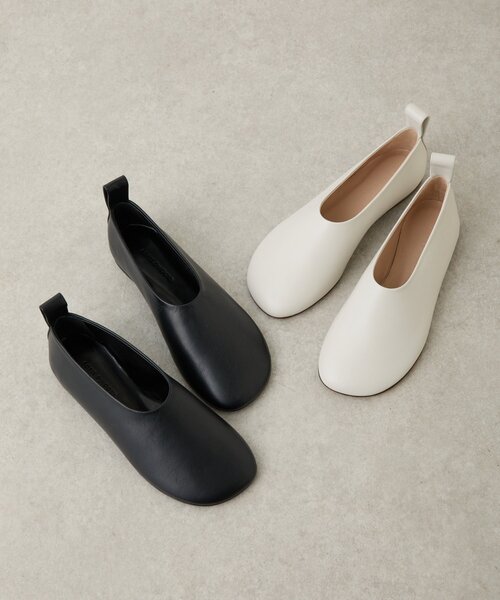 BEARDSLEY（ビアズリー）の「《SOFIE D'HOORE》レザーシューズ（その他シューズ・レディース・ホワイト/ブラック・36/37/38）」の2枚目の写真