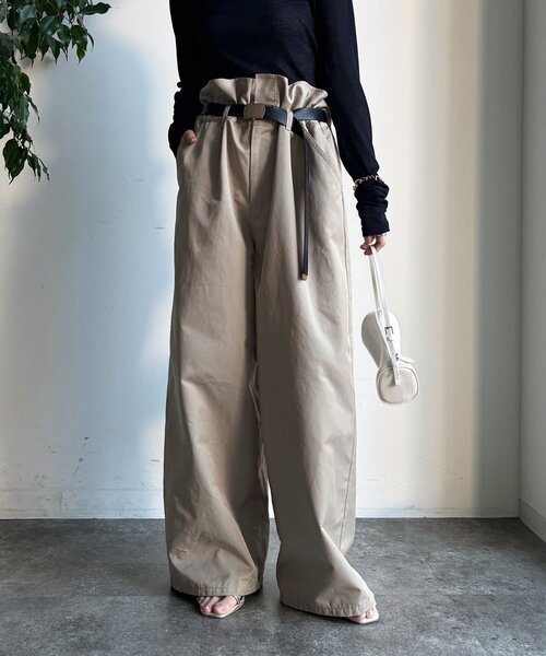 DouDou(ドゥドゥ)の「ウエスト折り返しギャザーパンツ(その他パンツ・レディース・ベージュ/チャコールグレー・36/38)」の18枚目の写真