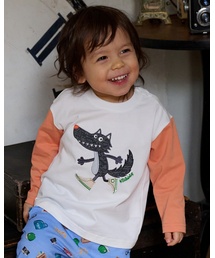 スニーカーオオカミ長袖Tシャツ