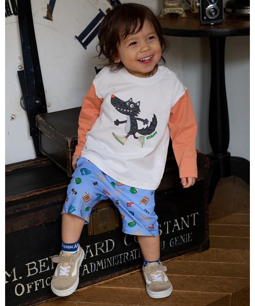 kladskap(クレードスコープ)の「スニーカーオオカミ長袖Tシャツ(Tシャツ/カットソー・キッズ・オフホワイト/サックスブルー・120cm/110cm/100cm/90cm/80cm/130cm)」の10枚目の写真