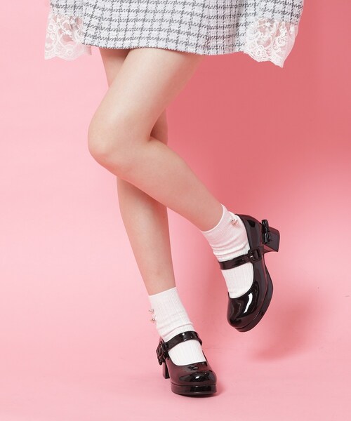 cs T&P(シーエスティーアンドピー)の「バレエコアストラップ付リボン付きパンプス(パンプス・レディース・アイボリー系1/グレー系1/ブラック系1・S/M/L/LL)」の6枚目の写真