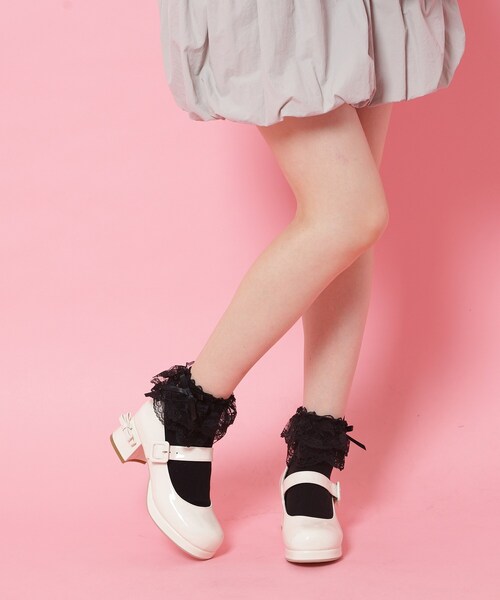 cs T&P(シーエスティーアンドピー)の「バレエコアストラップ付リボン付きパンプス(パンプス・レディース・アイボリー系1/グレー系1/ブラック系1・S/M/L/LL)」の13枚目の写真