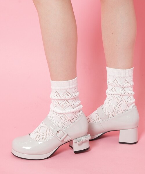 cs T&P(シーエスティーアンドピー)の「バレエコアストラップ付リボン付きパンプス(パンプス・レディース・アイボリー系1/グレー系1/ブラック系1・S/M/L/LL)」の11枚目の写真
