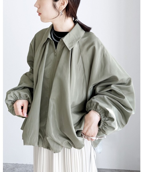 reca（レカ）の「パフスリーブドルマンジャケット（その他アウター・レディース・アイボリー/ブラック/カーキ・M）」の3枚目の写真