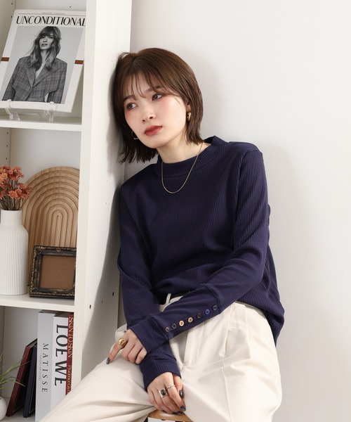 Quelle Chance(ケルシャンス)の「袖多種釦モックネック指穴プルオーバー 長袖(Tシャツ/カットソー・レディース・ネイビー/オフホワイト/杢グレー・M/L)」の3枚目の写真