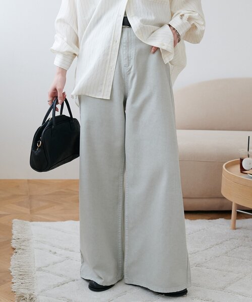 DISCOAT（ディスコート）の「カラーセミフレアパンツ（デニムパンツ・レディース・ライトグレー/ピンク・LARGE/MEDIUM/SMALL）」の2枚目の写真