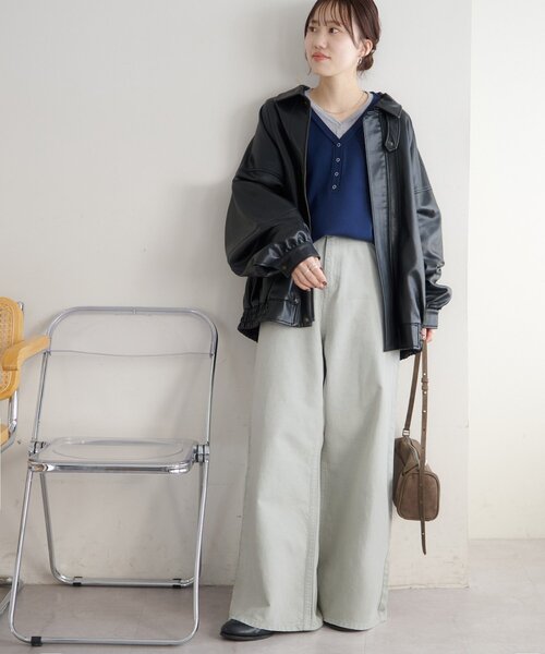 DISCOAT(ディスコート)の「カラーセミフレアパンツ(デニムパンツ・レディース・ライトグレー/ピンク・LARGE/MEDIUM/SMALL)」の19枚目の写真