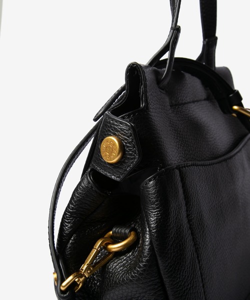 GIANNI CHIARINI(ジャンニ キアリーニ)の「GIANNI CHIARINI OTTAVIA ジャンニ キアリーニ オッタヴィア S ハンドバッグ(ハンドバッグ・レディース・ホワイト系1/ブラック/ベージュ・FREE)」の22枚目の写真