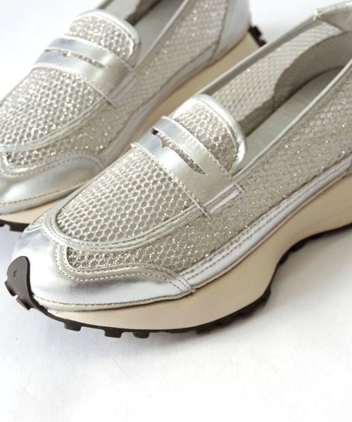 Minnetonka（ミネトンカ）の「MINNETONKA（ミネトンカ） / ローファースニーカー 26M02（スニーカー・レディース・シルバー/ブラック/ブラウン/ゴールド・10/6/7/8/9）」の8枚目の写真