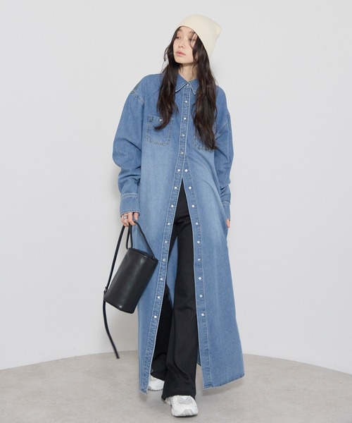 Bonjour Sagan（ボンジュールサガン）の「デニムロングワンピース（ワンピース・レディース・ブルー・FREE）」の20枚目の写真