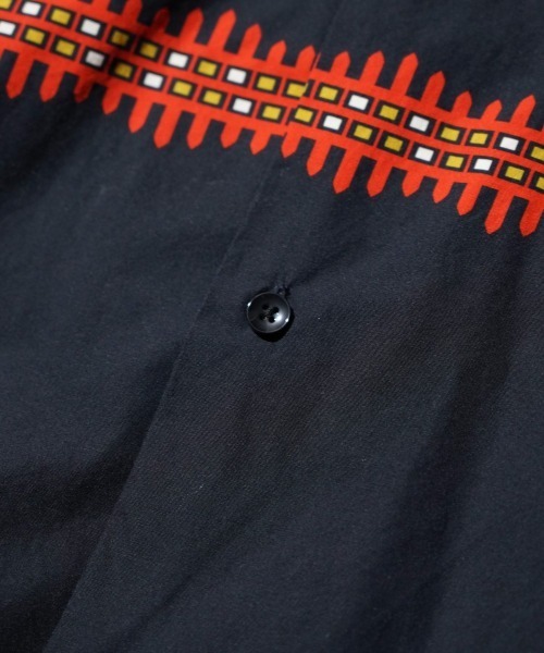 TOWNCRAFT(タウンクラフト)の「TOWNCRAFT タウンクラフト / PRINTED ROOP COLLAR SHIRT(シャツ/ブラウス・メンズ・ナチュラル/その他1/ブラック・MEDIUM/LARGE/SMALL)」の18枚目の写真
