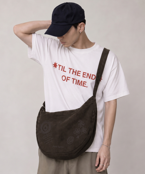 ARTISTWEAR（アーティストウェア）の「[ATW] スクリブルドローイングコットンクロスバッグ - 2COLOR（メッセンジャーバッグ・レディース・ブラウン/ブラック・FREE）」の5枚目の写真
