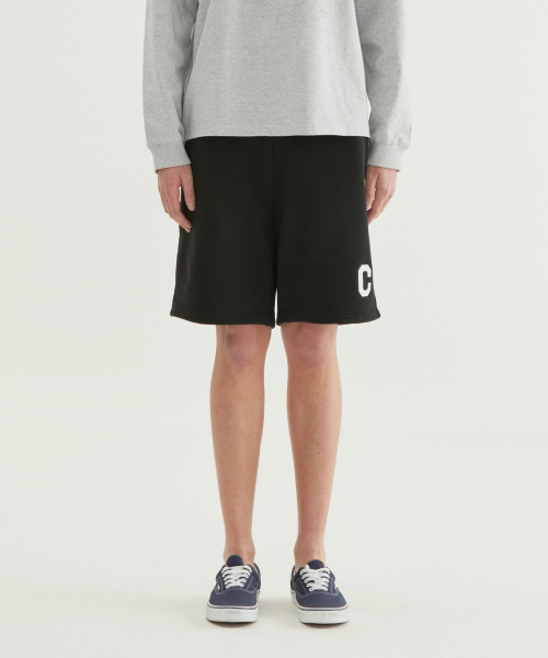 COVERNAT(カバーナット)の「Cロゴレギュラースウェットショーツブラック(その他パンツ・メンズ・その他・X-LARGE/X-SMALL/XX-LARGE/SMALL/LARGE/MEDIUM)」の1枚目の写真