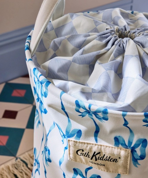Cath Kidston(キャスキッドソン)の「ランドリーバッグ Bows(ランドリーグッズ・レディース・ブルー・FREE)」の4枚目の写真