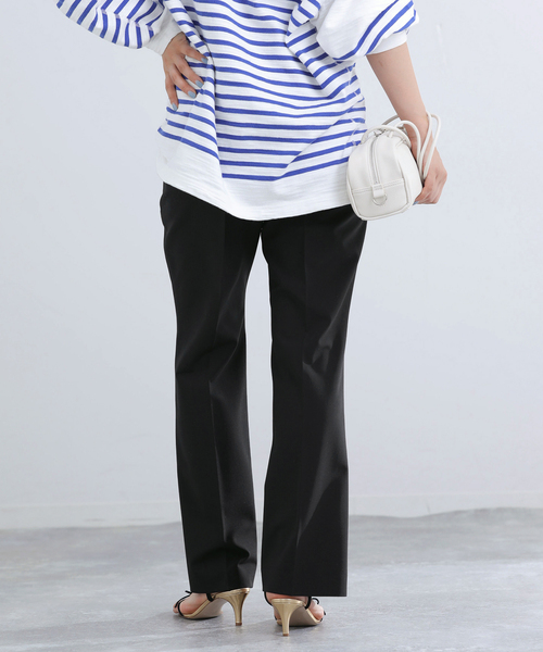 IENA（イエナ）の「ウォッシャブル セミフレアパンツ（スラックス・レディース・グレー/ブラック・34/38/36）」の8枚目の写真