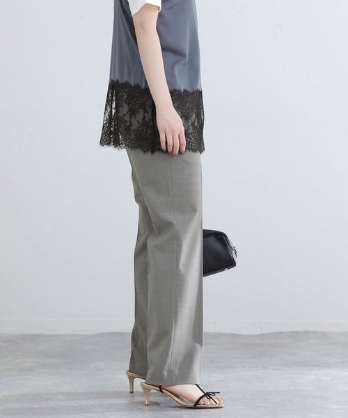 IENA（イエナ）の「ウォッシャブル セミフレアパンツ（スラックス・レディース・グレー/ブラック・34/38/36）」の15枚目の写真