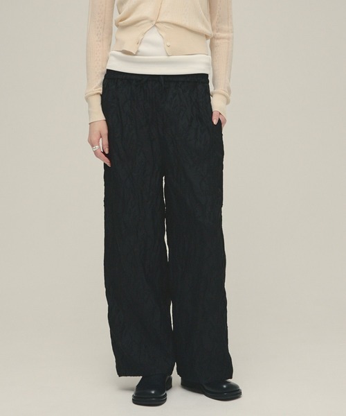 eL(エル)の「【eL】Floral Cut Jacquard Pants/659506(その他パンツ・レディース・ブラック/オフホワイト・FREE)」の1枚目の写真