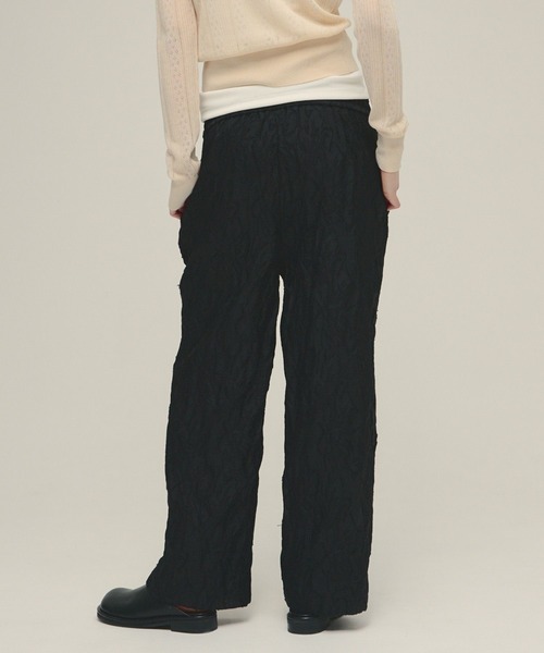 eL(エル)の「【eL】Floral Cut Jacquard Pants/659506(その他パンツ・レディース・ブラック/オフホワイト・FREE)」の8枚目の写真