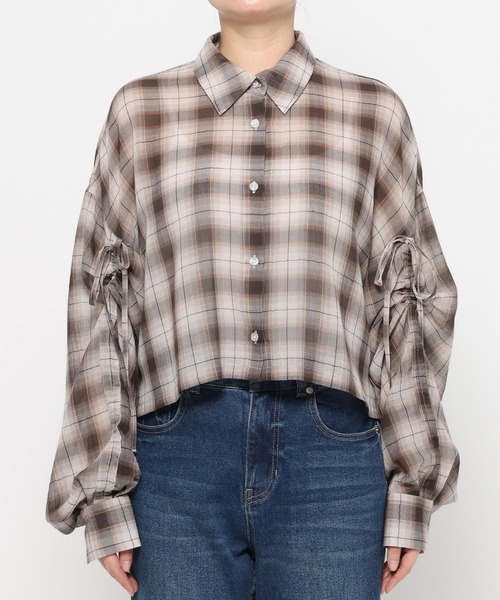 LOWRYS FARM（ローリーズファーム）の「シアーチェックシャツショート  647625（シャツ/ブラウス・レディース・ブルー/ブラウン/ベージュ・FREE）」の9枚目の写真