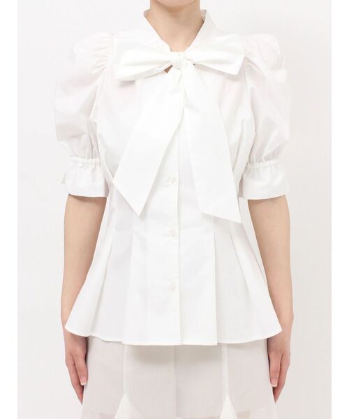 dazzlin（ダズリン）の「ペプラムタックボウタイブラウス（シャツ/ブラウス・レディース・その他1/ブルー/オフホワイト/グリーン/ピンク・FREE）」の6枚目の写真