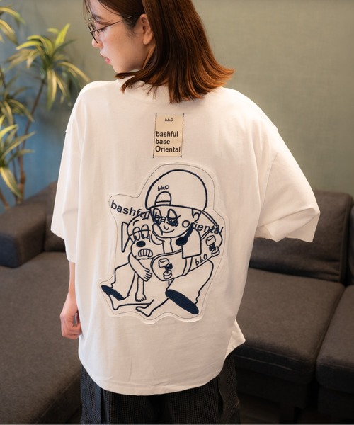 bashful base Oriental(バッシュフルベースオリエンタル)の「【bbO】オーバーサイズバッシュフルくんパッチT(Tシャツ/カットソー・メンズ・ホワイト/ライトグリーン/ブラック・MEDIUM/LARGE)」の2枚目の写真