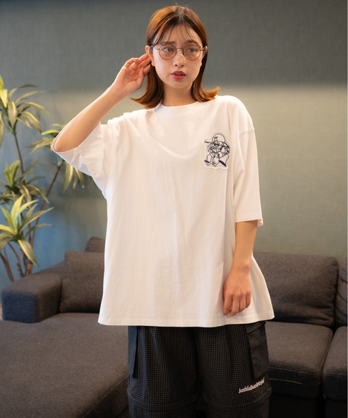 bashful base Oriental(バッシュフルベースオリエンタル)の「【bbO】オーバーサイズバッシュフルくんパッチT(Tシャツ/カットソー・メンズ・ホワイト/ライトグリーン/ブラック・MEDIUM/LARGE)」の4枚目の写真