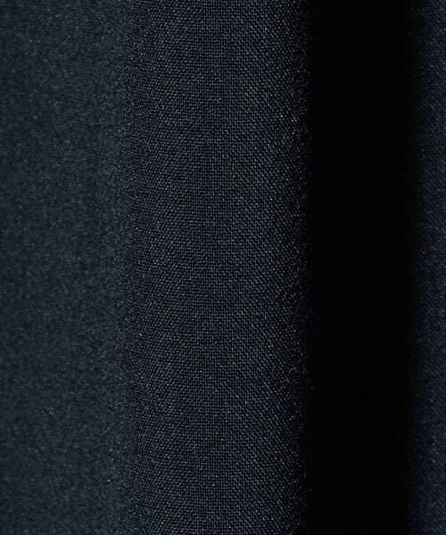 MARW UNITED ARROWS（マルゥ ユナイテッドアローズ）の「＜MARW UNITED ARROWS＞スクエアネック ブラウス（シャツ/ブラウス・レディース・ダークグレー/ホワイト/ネイビー・FREE）」の5枚目の写真