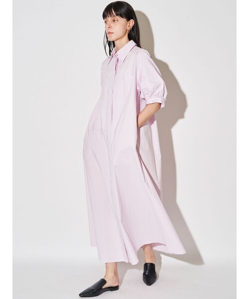 ELENDEEK(エレンディーク)の「リラクシーシャツワンピース(ワンピース・レディース・チャコールグレー/ベージュ/ピンク・02/01)」の3枚目の写真