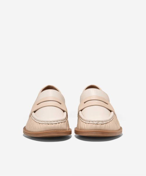 COLE HAAN(コールハーン)の「スタッシ ソフト ローファー womens(スリッポン・レディース・ベージュ・8.5/8/7.5/7/6.5/6/5.5/5)」の3枚目の写真