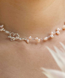 PERSY（パルシ）の「ROSE ZIGZAG PINK PEARL NECKLACE（ネックレス）」