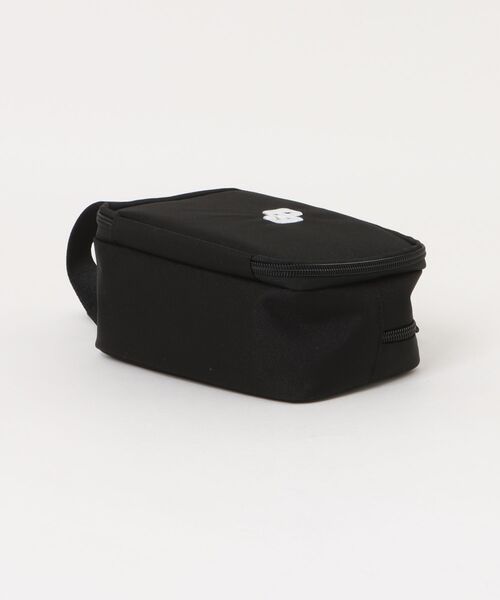 GYDA（ジェイダ）の「【GYDA/ジェイダ】 CASUAL-BADGE SERIES　缶バッジ4コセット付きスクエアポーチ（ポーチ・レディース・ブラック・FREE）」の3枚目の写真