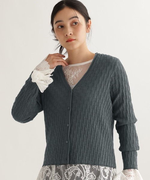 studio CLIP(スタディオクリップ)の「【daily CLIP】切り替えリンクスカーディガン(カーディガン/ボレロ・レディース・チャコール/アイボリー/スカイブルー・FREE)」の2枚目の写真