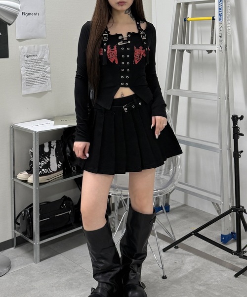 Figments(フィグメンツ)の「ハトメベルトプリーツスカパン(スカート・レディース・ブラック・MEDIUM/SMALL)」の10枚目の写真