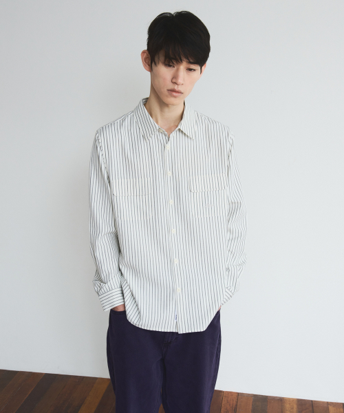 LORES(ロアス)の「Double Pocket Shirts - White(シャツ/ブラウス・レディース・その他・SMALL/MEDIUM/LARGE)」の1枚目の写真